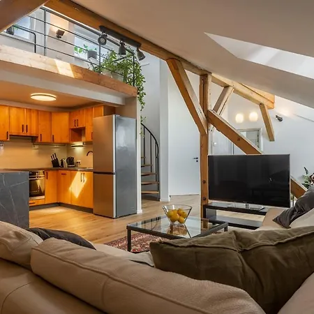 アパート Parkview Penthouse